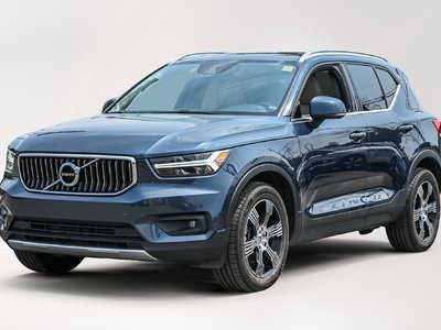 2022 Volvo XC40 in Pointe-Claire, Quebec