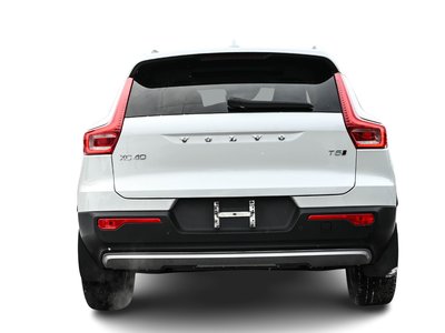 2022 Volvo XC40 in Pointe-Claire, Quebec