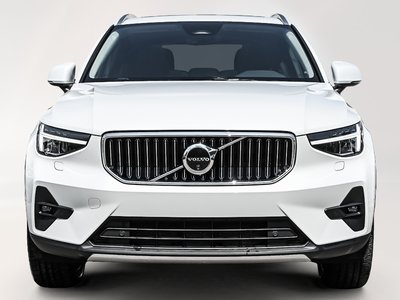 2024 Volvo XC40 in Pointe-Claire, Quebec