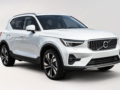 2024 Volvo XC40 in Pointe-Claire, Quebec