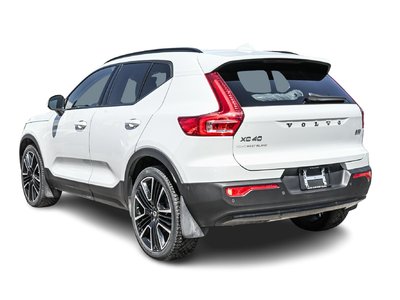 2024 Volvo XC40 in Pointe-Claire, Quebec