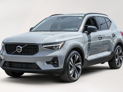 Volvo XC40  2025 à Pointe-Claire, Québec
