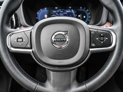 2022 Volvo XC60 in Pointe-Claire, Quebec