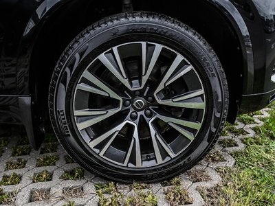 2021 Volvo XC90 in Pointe-Claire, Quebec