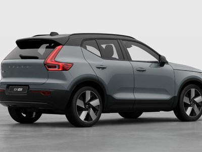 Volvo EX40  2026 à Pointe-Claire, Québec
