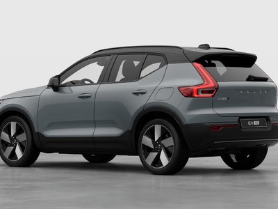 2026 Volvo EX40 in Pointe-Claire, Quebec