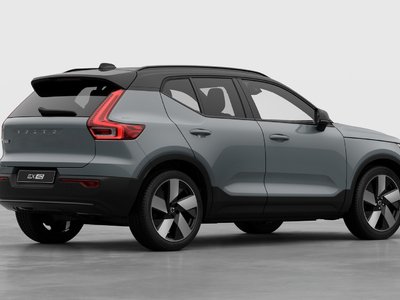 2026 Volvo EX40 in Pointe-Claire, Quebec