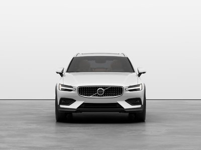 Volvo V60 Cross Country  2026 à Pointe-Claire, Québec