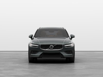 Volvo V60 Cross Country  2026 à Pointe-Claire, Québec