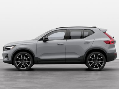 2024 Volvo XC40 in Pointe-Claire, Quebec