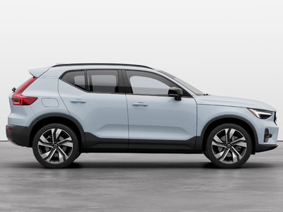 Volvo XC40  2025 à Pointe-Claire, Québec