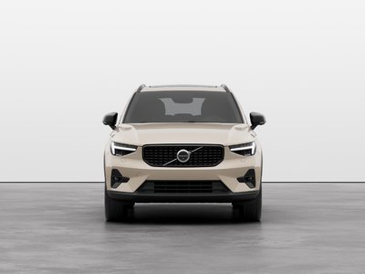 2025 Volvo XC40 in Pointe-Claire, Quebec