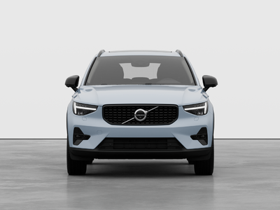 2026 Volvo XC40 in Pointe-Claire, Quebec