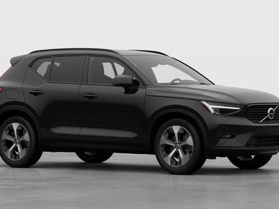 2026 Volvo XC40 in Pointe-Claire, Quebec