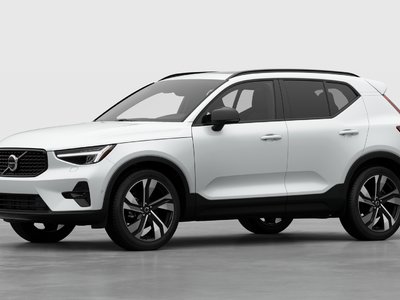 Volvo XC40  2026 à Pointe-Claire, Québec
