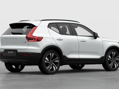 Volvo XC40  2026 à Pointe-Claire, Québec