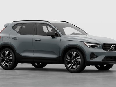 Volvo XC40  2026 à Pointe-Claire, Québec