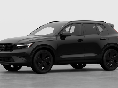 2026 Volvo XC40 in Pointe-Claire, Quebec
