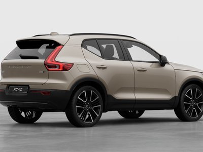 Volvo XC40  2026 à Pointe-Claire, Québec