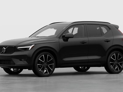 2026 Volvo XC40 in Pointe-Claire, Quebec