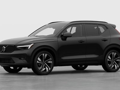 2026 Volvo XC40 in Pointe-Claire, Quebec