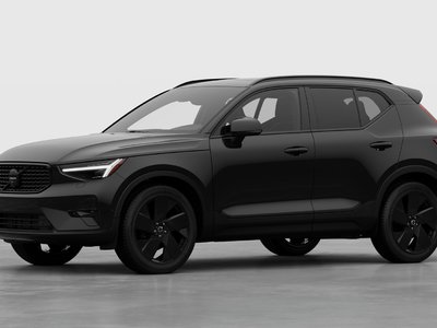 2026 Volvo XC40 in Pointe-Claire, Quebec