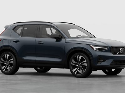 Volvo XC40  2026 à Pointe-Claire, Québec