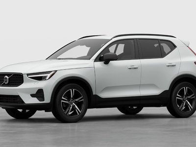 2026 Volvo XC40 in Pointe-Claire, Quebec