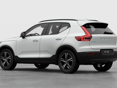 2026 Volvo XC40 in Pointe-Claire, Quebec