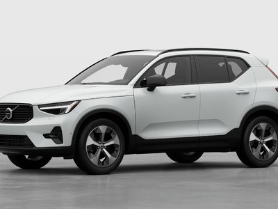 2026 Volvo XC40 in Pointe-Claire, Quebec