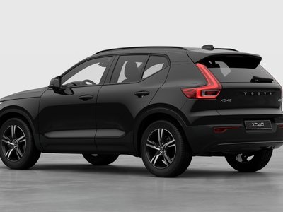 2026 Volvo XC40 in Pointe-Claire, Quebec