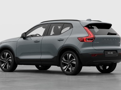 Volvo XC40  2026 à Pointe-Claire, Québec