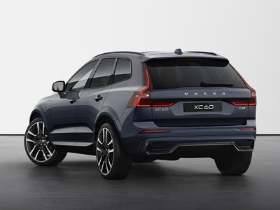 Volvo XC60 Plug-in Hybrid  2025 à Pointe-Claire, Québec