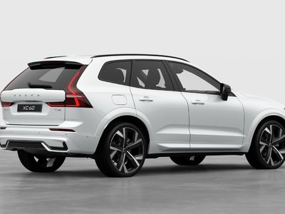 2026 Volvo XC60 Plug-in hybrid in Pointe-Claire, Quebec