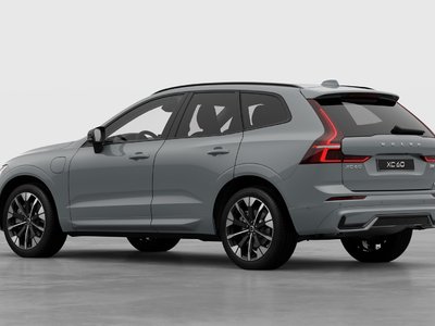 Volvo XC60 Plug-in hybrid  2026 à Pointe-Claire, Québec