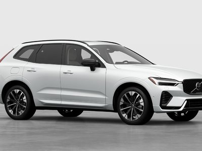 Volvo XC60 Plug-in hybrid  2027 à Pointe-Claire, Québec