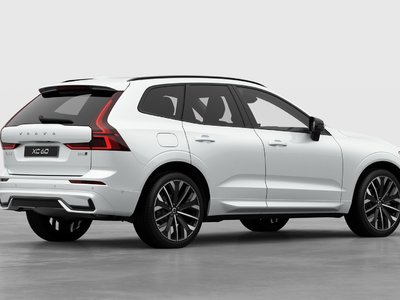 2027 Volvo XC60 in Pointe-Claire, Quebec