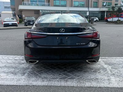 2019 Lexus ES in Richmond, British Columbia