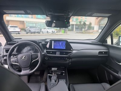 Lexus UX  2024 à Richmond, Colombie-Britannique
