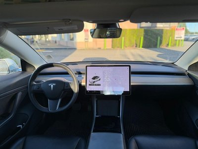 Tesla Model 3  2020 à Richmond, Colombie-Britannique