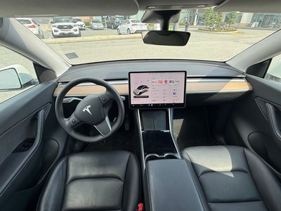 2020 Tesla Model Y in North Vancouver, British Columbia