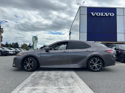 2018 Toyota Camry Hybrid in North Vancouver, British Columbia