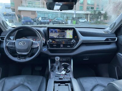 Toyota Highlander  2022 à Richmond, Colombie-Britannique