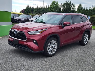 2024 Toyota Highlander in Richmond, British Columbia