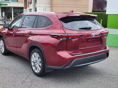 2024 Toyota Highlander in Richmond, British Columbia