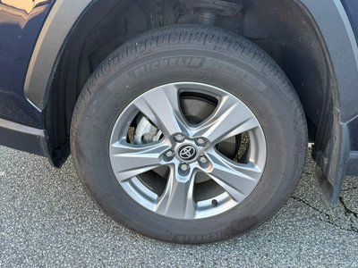 Toyota RAV4  2024 à Richmond, Colombie-Britannique