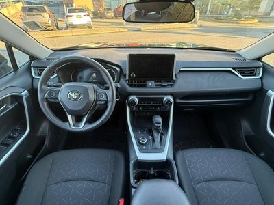 Toyota RAV4  2024 à Richmond, Colombie-Britannique