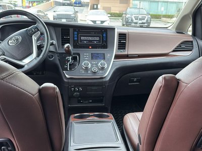 2016 Toyota Sienna in North Vancouver, British Columbia