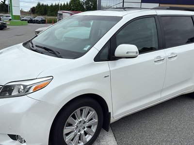 2016 Toyota Sienna in North Vancouver, British Columbia