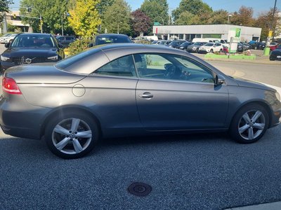 Volkswagen Eos  2012 à Richmond, Colombie-Britannique